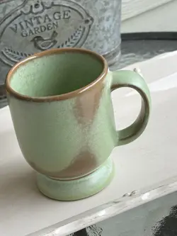 POTTERY MUG C2