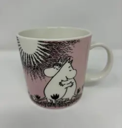 VINTAGE ARABIA FINLAND MOOMIN LOVE HUGGING MUG CUP PINK 1996