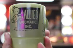 VINTAGE ALLIED VENDING