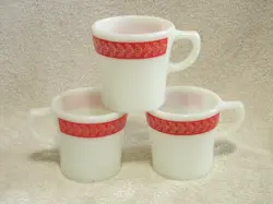 3 VINTAGE PYREX TABLEWARE RED LAUREL LEAF COFFEE TEA MUGS CUPS MILK GLASS EUC