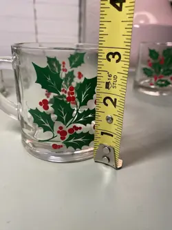 GLASS HOLLY BERRY