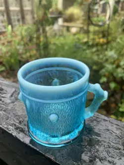 VINTAGE BLUE OPALESCENT