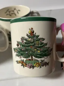 CHRISTMAS TREE ENGLAND