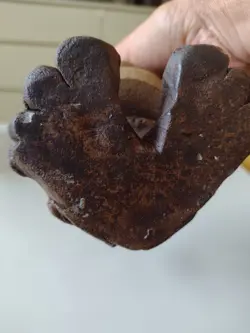 MUG WITH FEET