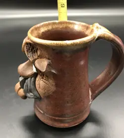 SIGNED STONEWARE 3D