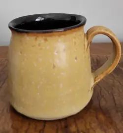 POTTERY RARE