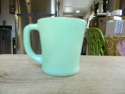 1 VINTAGE JADEITE FIRE KING D HANDLE MUG