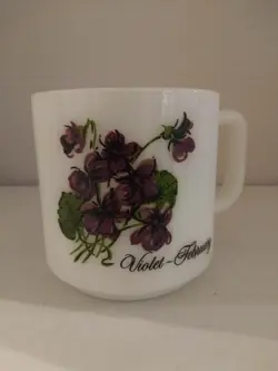 THE MONTH VINTAGE