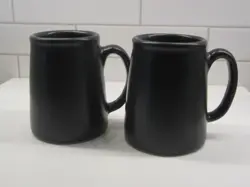 MATTE BLACK