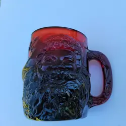 HOLLY EMBOSSED