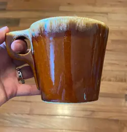 VINTAGE HULL POTTERY BROWN DRIP GLAZE COFFEE MUG CUP 12 OZ. MADE IN USA