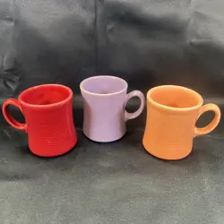 CUPS RED PURPLE