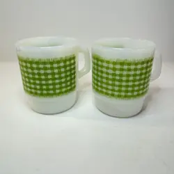 GREEN GINGHAM CUP