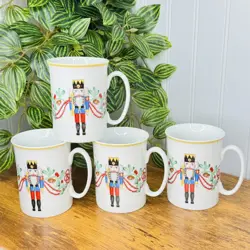 MUGS NWOT