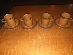 OF CUPS/MUGS SAUCERS