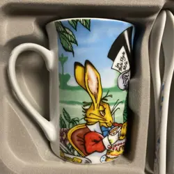 WONDERLAND MUG SET