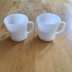 WHITE HANDLE MADE