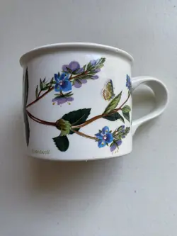 VINTAGE FLORAL MUGS