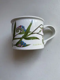 VINTAGE FLORAL MUGS