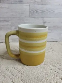 YELLOW STRIPES