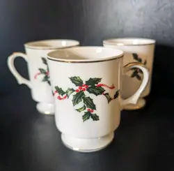LEFTON PORCELAIN FOOTED