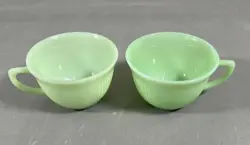VINTAGE FIRE KING OVEN WARE JADEITE JANE RAY GREEN GLASS MUGS SET OF 2 B1