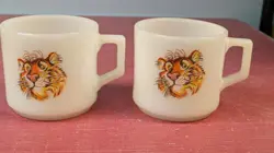 VINTAGE FIRE KING ESSO EXXON TIGER ANCHOR HOCKING MILK GLASS COFFEE CUPS MUGS