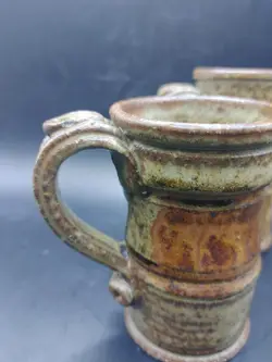 GLAZED MUGS ARTIST