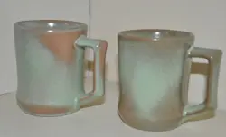 VINTAGE 2 FRANKOMA PRAIRIE GREEN POTTERY MUGS G5
