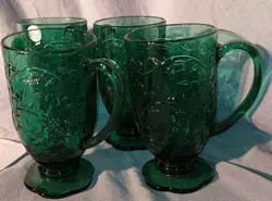 POINTSETTIA GREEN MUGS