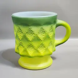 VINTAGE FIRE KING KIMBERLY COFFEE MUG GREEN YELLOW ANCHOR HOCKING DIAMOND