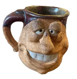 MUG CIRCA 1980S