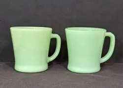 2 VINTAGE FIRE KING JADEITE FLAT BOTTOM D HANDLE MUG COFFEE CUP ANCHOR HOCKING 