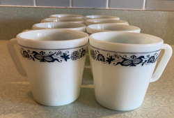 8 VINTAGE PYREX OLD TOWN BLUE ONION MUGS CUPS #1410 GLASS CORELLE CORNING 8OZ