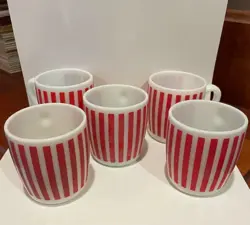 5 VINTAGE HAZEL ATLAS RED CANDY STRIPE MILK GLASS MUGS, PRE-OWNED GOOD CONDITION