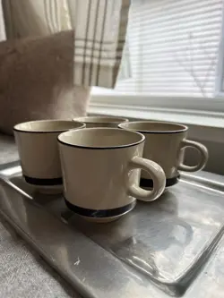 MUGS BEIGE BROWN