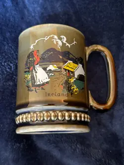 VINTAGE WADE PORCELAIN