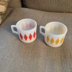 RED DIAMOND MUGS