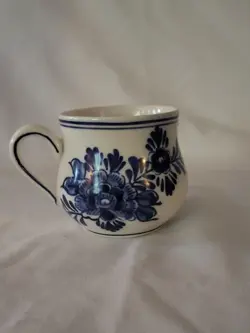 VINTAGE DELFT MUG