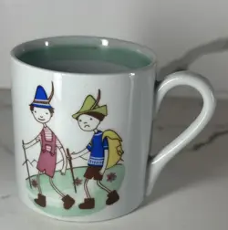 CUP- HIKING