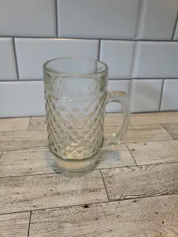 GLASS MUG QUILTED