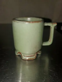 VINTAGE FRANKOMA POTTERY PRAIRIE GREEN MUG CUP
