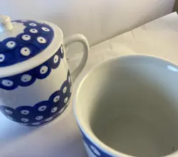 MUGS/COFFEE
