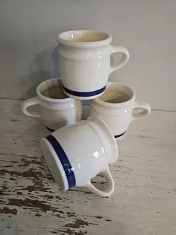 SET OF 4 HARTSTONE POTTERY MUG VINTAGE USA CREAM BLUE STRIPE