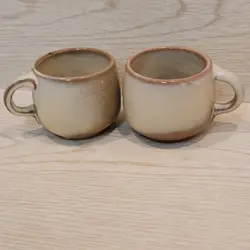 SET OF 2 VINTAGE MCM FRANKOMA 4C COFFEE CUPS MUGS DESERT GOLD 