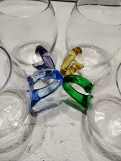 GLASS COLORED