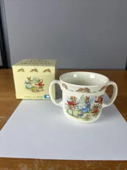 DOULTON HANDLED HUG