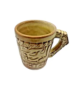 DESIGN POTTERY VINTAGE