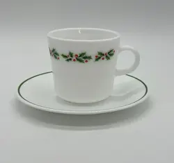 GLASS HOLLY CHRISTMAS