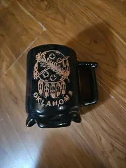 BLACK GLAZE